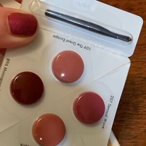 Rare, authentic, new, sealed Louis Vuitton Gold and Red Lipstick Set w/lip brush